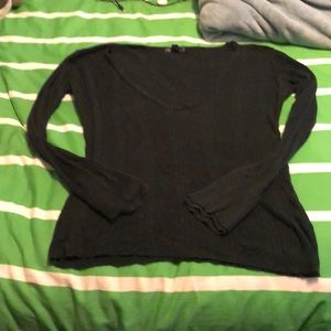 GUC black v-neck sweater